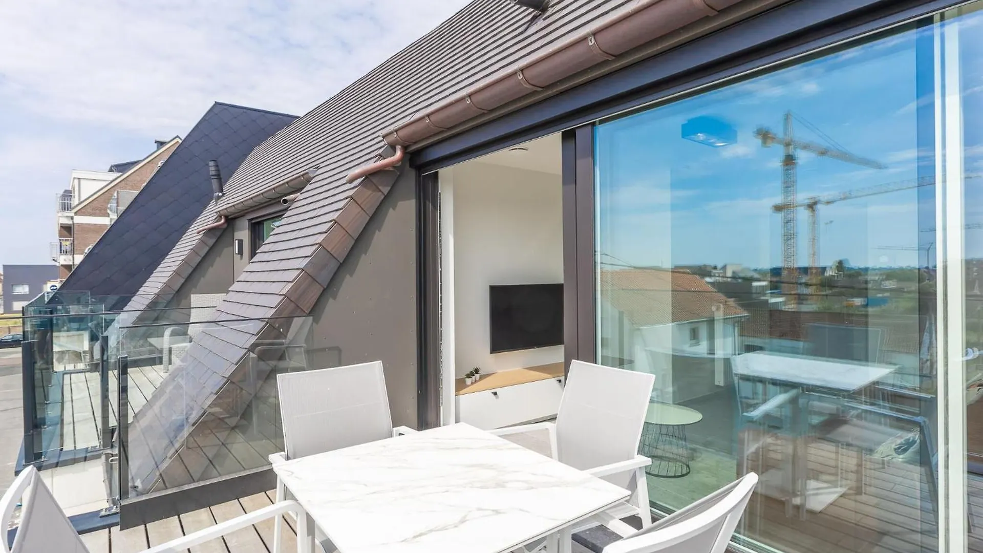Rooftop Apartment With Sun-Facing Terrace Middelkerke